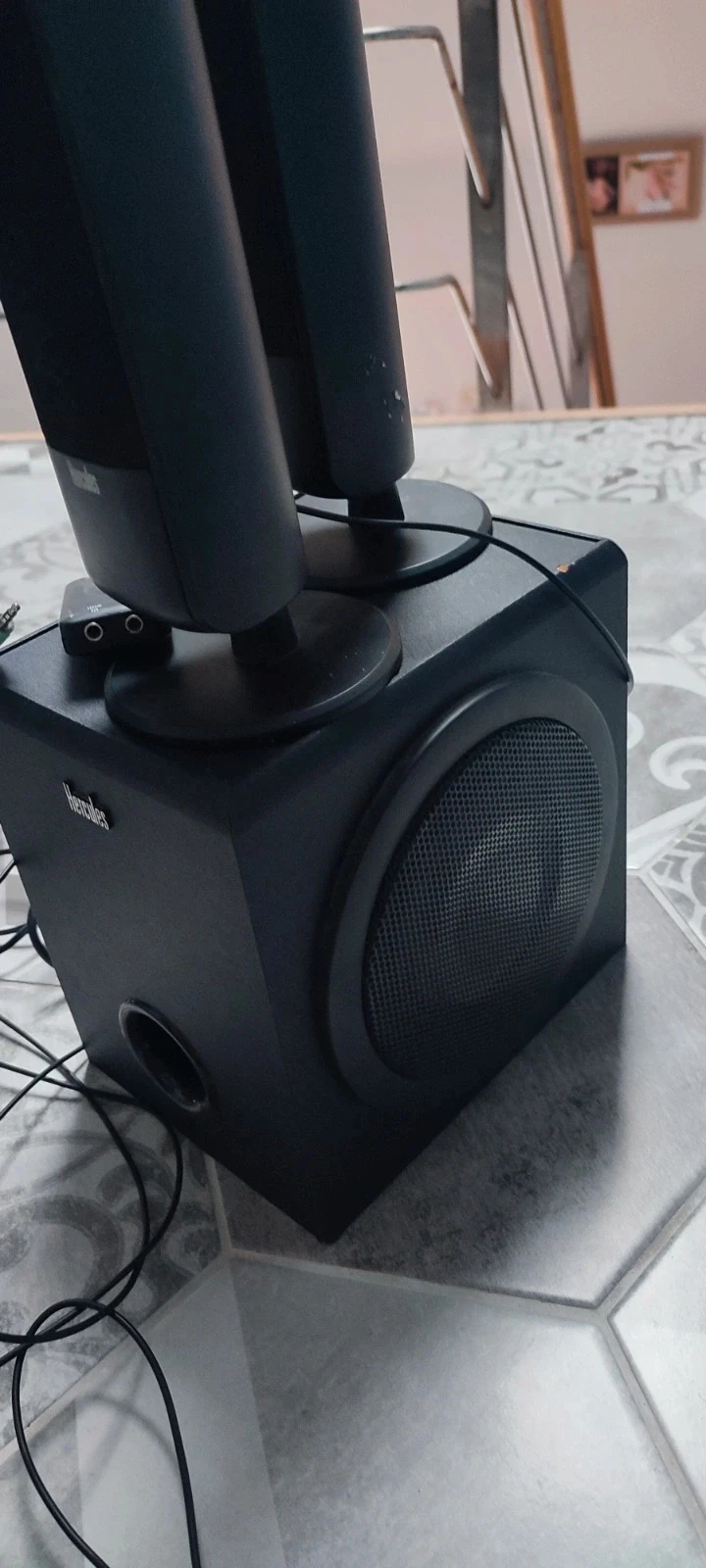 Caisson y altavoz de computadora Hercules – photo 3